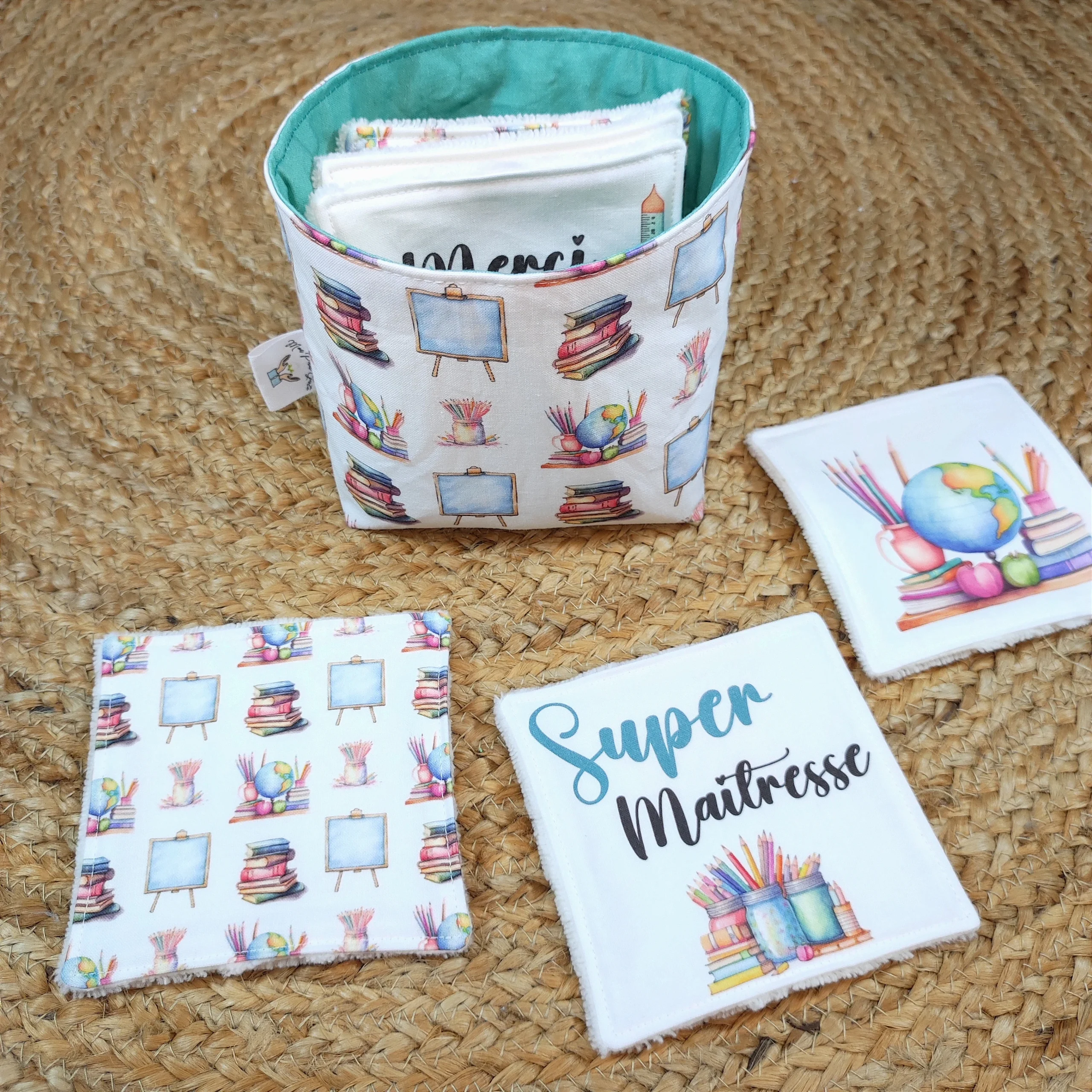 Lot de 8 cotons lavables et panier - "Super Maîtresse" – Image 4